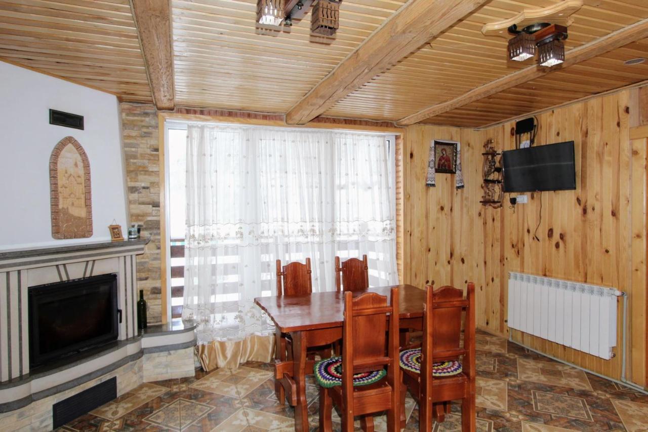 Cottage "Karpatske Shale" Yaremche Exterior photo